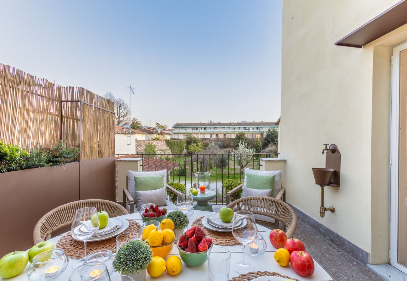 Апартаменты на Lucca - Modern Elegance inside Lucca Walls – with Terrace Апартаменты на Lucca - Modern Elegance inside Lucca Walls – with Terrace