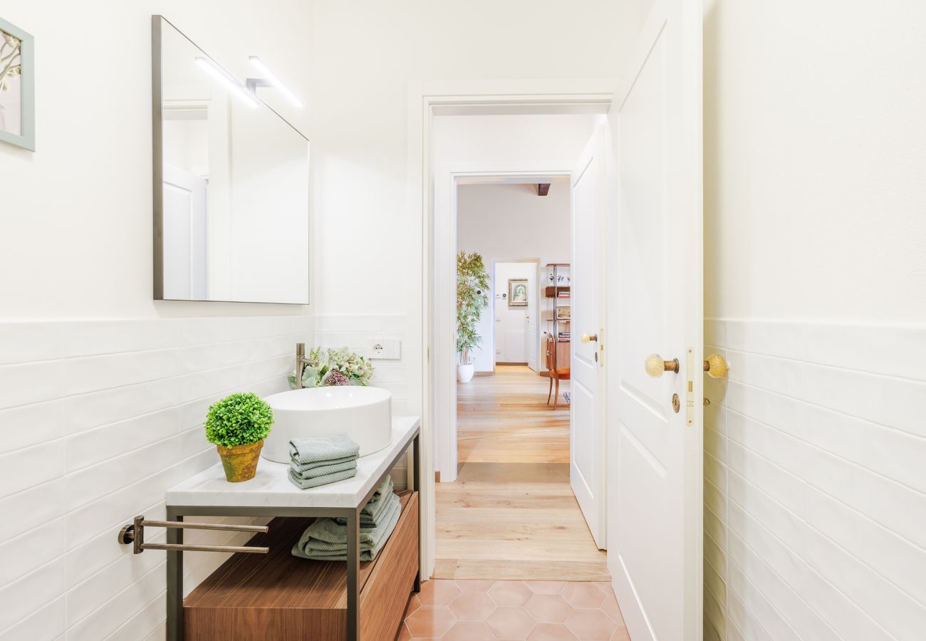 Апартаменты на Lucca - Historic and Contemporary 3 Bedrooms inside Lucca Апартаменты на Lucca - Historic and Contemporary 3 Bedrooms inside Lucca