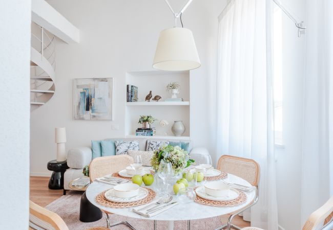 Апартаменты на Lucca - Luxury 2 Bedrooms 2 Bathrooms Penthouse, Elevator Апартаменты на Lucca - Luxury 2 Bedrooms 2 Bathrooms Penthouse, Elevator