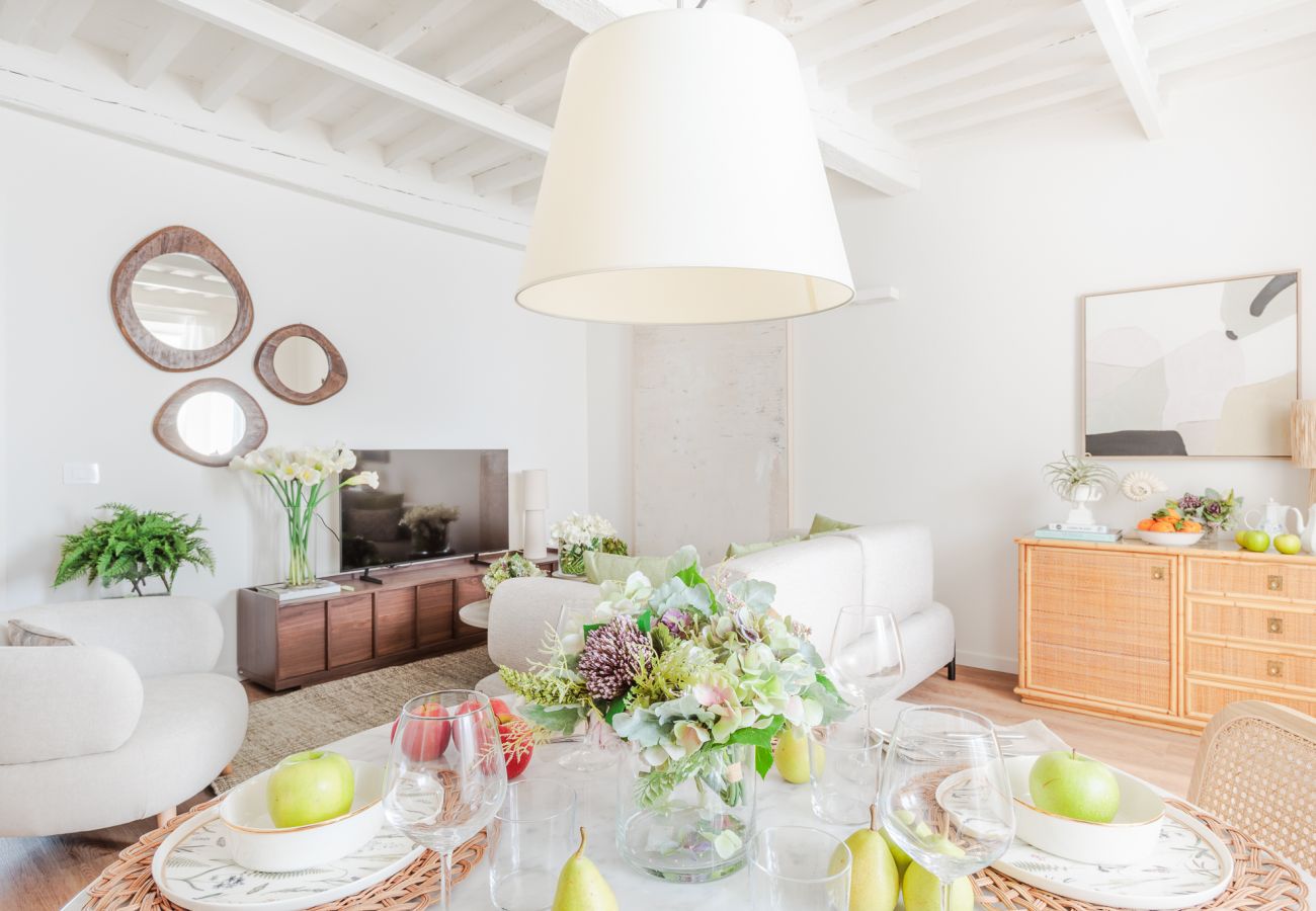 Апартаменты на Lucca - Smart Apartment with Terrace and elevator in Lucca Апартаменты на Lucca - Smart Apartment with Terrace and elevator in Lucca