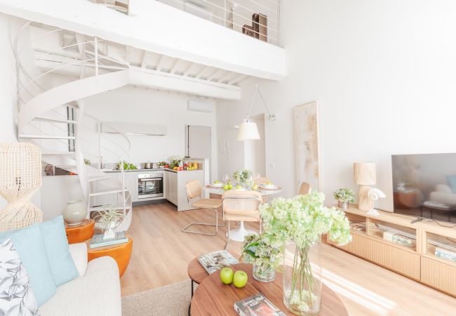 Апартаменты на Lucca - 2 Bedrooms Apartment with Elevator in a Smart Location Апартаменты на Lucca - 2 Bedrooms Apartment with Elevator in a Smart Location