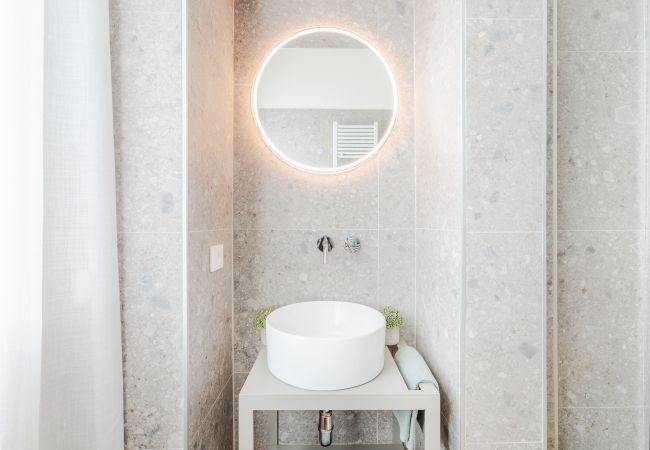 Апартаменты на Lucca - 2 Bedrooms Apartment with Elevator in a Smart Location Апартаменты на Lucca - 2 Bedrooms Apartment with Elevator in a Smart Location