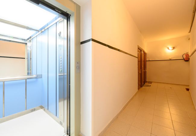 Апартаменты на Madrid - Alquiler Mensual en Madrid – Piso moderno de 1 dormitorio. Temporal  Апартаменты на Madrid - Alquiler Mensual en Madrid – Piso moderno de 1 dormitorio. Temporal