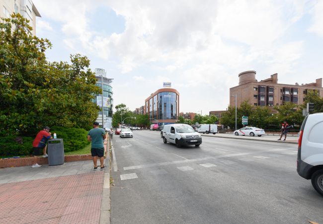 Апартаменты на Madrid - Piso moderno de 1 dormitorio con ventanales y sofá cama para invitados en Madrid.Temporal  Апартаменты на Madrid - Piso moderno de 1 dormitorio con ventanales y sofá cama para invitados en Madrid.Temporal