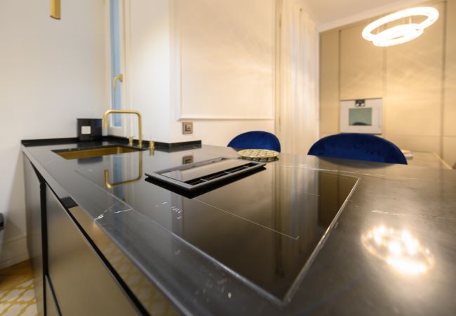 Апартаменты на Madrid - Exclusivo Piso de Lujo en el Barrio de Salamanca – Elegancia y Confort en el Corazón de Madrid .Temporal  Апартаменты на Madrid - Exclusivo Piso de Lujo en el Barrio de Salamanca – Elegancia y Confort en el Corazón de Madrid .Temporal