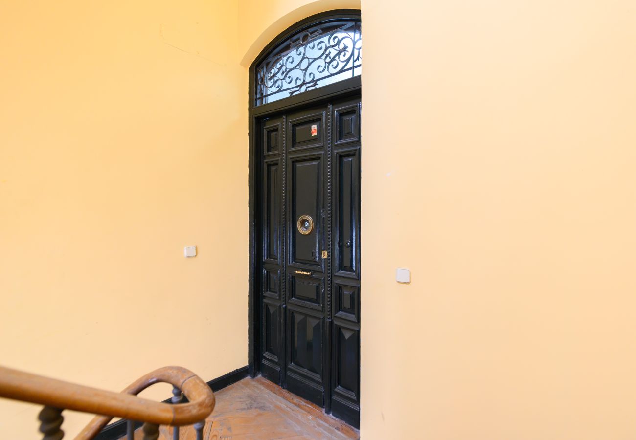 Апартаменты на Мадрид город / Madrid - Apartamento de 1 dormitorio con balcón en el corazón de Madrid.Temporal Апартаменты на Мадрид город / Madrid - Apartamento de 1 dormitorio con balcón en el corazón de Madrid.Temporal