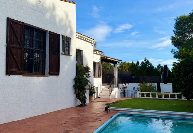 Дом на Estartit - CASA SUISSA I