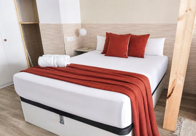 Апартаменты на Valencia - Valencia Urban Suite VIII | 4 Viajeros | A/C & Wi-Fi | Cerca del Centro