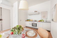 Апартаменты на Lucca - Experience the Authentic Beauty of Lucca at Letizia Plaza