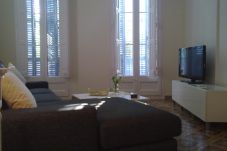 Апартаменты на Барселона / Barcelona - EIXAMPLE PASSEIG DE GRACIA apartment
