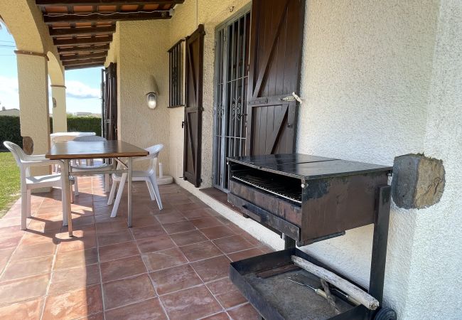 Stuga i Estartit - BELL RACO B25 Stuga i Estartit - BELL RACO B25