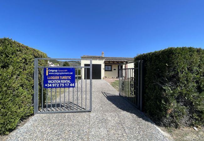 Stuga i Estartit - BELL RACO B25 Stuga i Estartit - BELL RACO B25