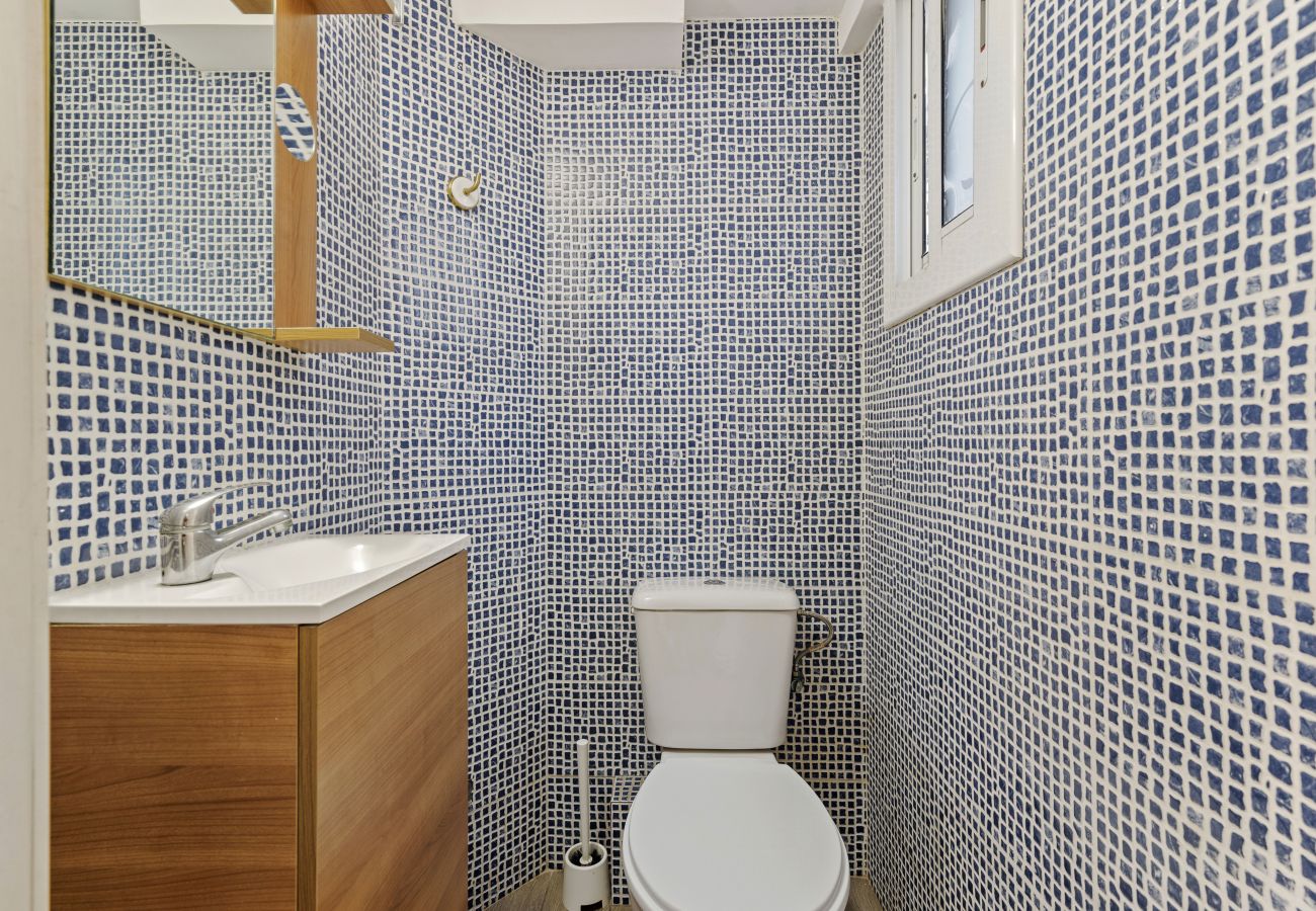 Lägenhet i Barcelona - Parallel Centric Flat,Terrace,WiFi-2-Dormitorios Lägenhet i Barcelona - Parallel Centric Flat,Terrace,WiFi-2-Dormitorios