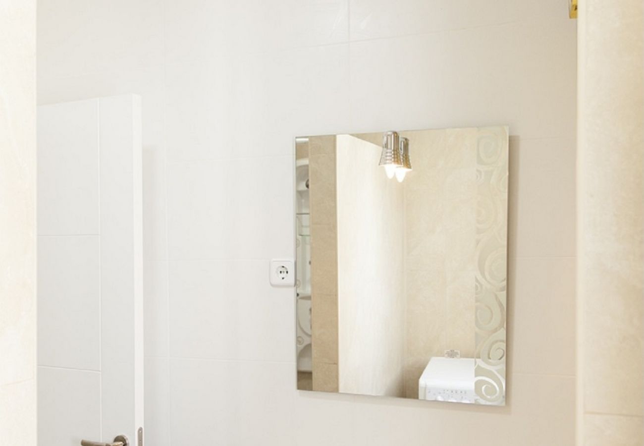 Lägenhet i Madrid - Madrid Downtown Retiro-Puerta de Alcala M (LDR28) Lägenhet i Madrid - Madrid Downtown Retiro-Puerta de Alcala M (LDR28)