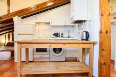 Studio i Madrid - MADRID Downtown Puerta del Sol - Teatros Gran Via- Atocha Station Cozy Estudio 2 Pax Studio i Madrid - MADRID Downtown Puerta del Sol - Teatros Gran Via- Atocha Station Cozy Estudio 2 Pax