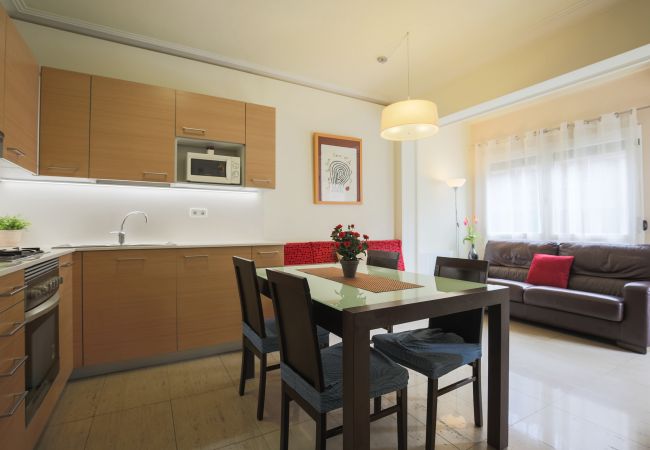 Lägenhet i Barcelona - MARQUES, moderno piso renovado de 4 dormitorios en alquiler por días en Barcelona centro, Eixample, Sant Antoni. Lägenhet i Barcelona - MARQUES, moderno piso renovado de 4 dormitorios en alquiler por días en Barcelona centro, Eixample, Sant Antoni.