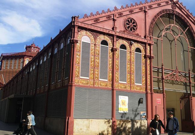 Lägenhet i Barcelona - SANT ANTONI, piso bonito, tranquilo y muy bien situado en Barcelona centro. Lägenhet i Barcelona - SANT ANTONI, piso bonito, tranquilo y muy bien situado en Barcelona centro.