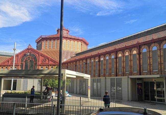 Lägenhet i Barcelona - SANT ANTONI, piso bonito, tranquilo y muy bien situado en Barcelona centro. Lägenhet i Barcelona - SANT ANTONI, piso bonito, tranquilo y muy bien situado en Barcelona centro.