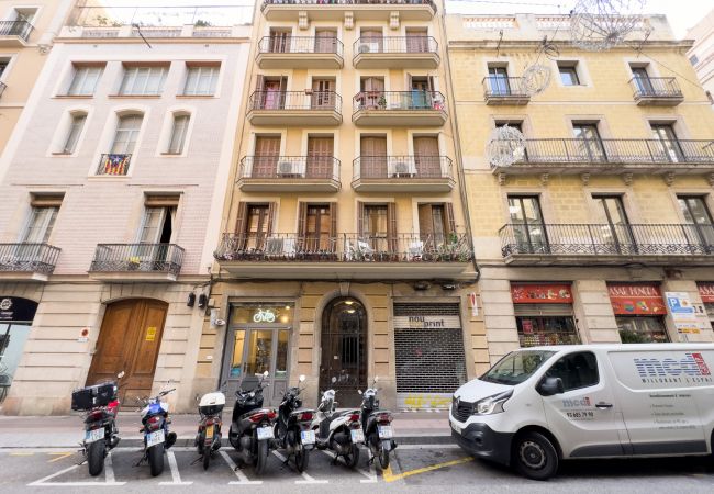 Lägenhet i Barcelona - GRACIA BONAVISTA, piso en alquiler reformado y equipado en Barcelona centro Lägenhet i Barcelona - GRACIA BONAVISTA, piso en alquiler reformado y equipado en Barcelona centro