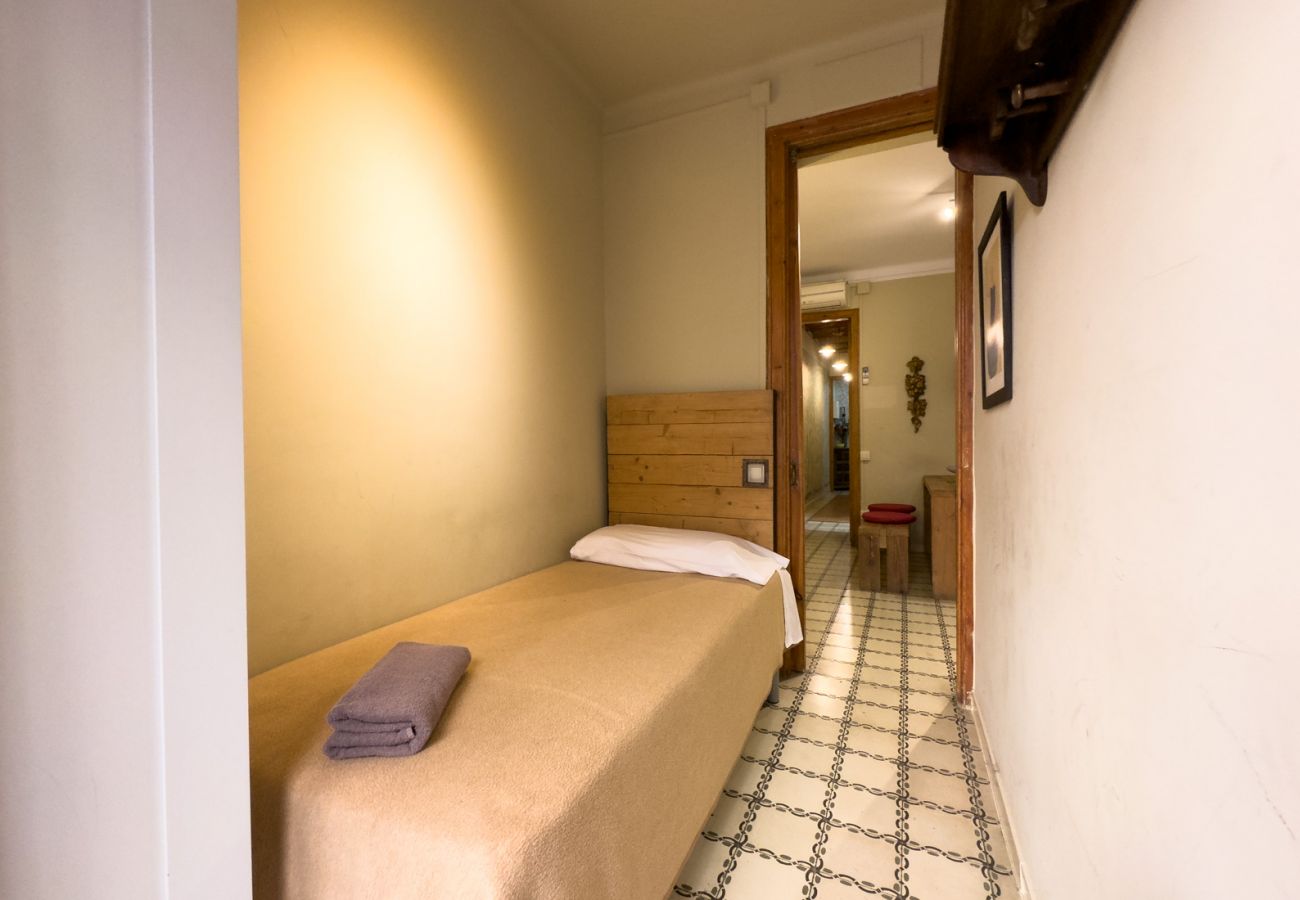 Lägenhet i Barcelona - GRACIA BONAVISTA, piso en alquiler reformado y equipado en Barcelona centro Lägenhet i Barcelona - GRACIA BONAVISTA, piso en alquiler reformado y equipado en Barcelona centro