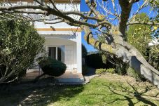 Stuga i Estartit - VALL PETITA CON JARDIN PRIVADO 152