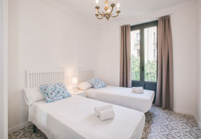 Lägenhet i Gerona/Girona - Rambla 5 2-1 Lägenhet i Gerona/Girona - Rambla 5 2-1