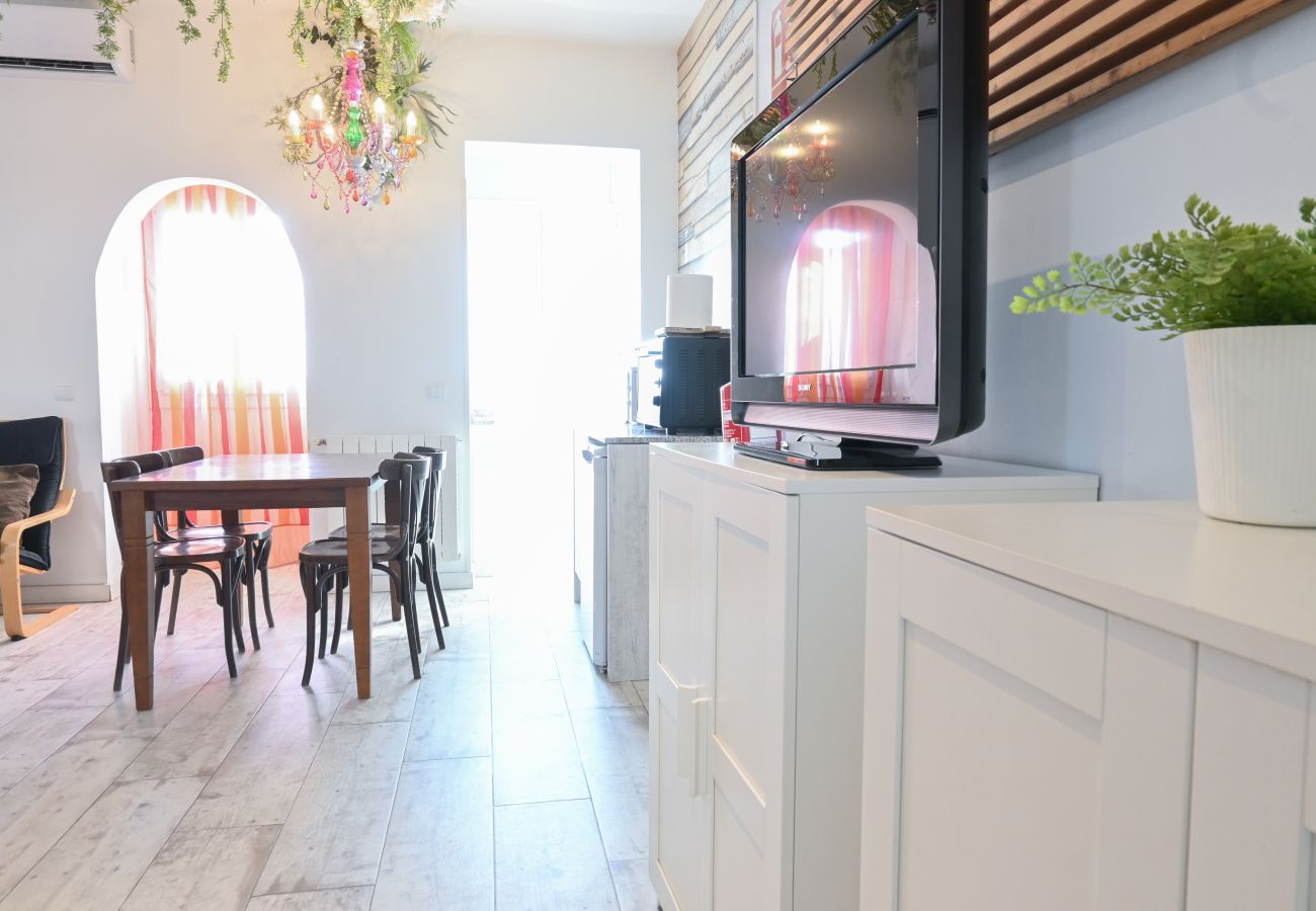 Studio i Madrid - CITY CENTER- ATOCHA ST.  Studio. 4 PAX Studio i Madrid - CITY CENTER- ATOCHA ST.  Studio. 4 PAX