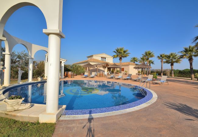Hus i Sa Pobla - Son Manyo 261 magnífica villa con piscina privada, gran zona exterior, zona infantil y aire acondicionado