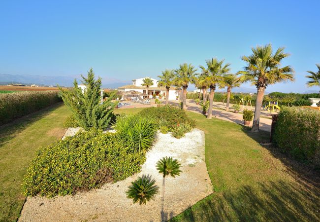Villa i Sa Pobla - Son Manyo 261 magnífica villa con piscina privada, gran zona exterior, zona infantil y aire acondicionado Villa i Sa Pobla - Son Manyo 261 magnífica villa con piscina privada, gran zona exterior, zona infantil y aire acondicionado