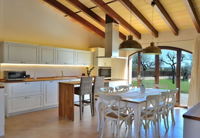 Sommarhus i Buger - Son Costa 065 maravillosa finca con piscina privada, zona infantil, aire acondicionado y barbacoa Sommarhus i Buger - Son Costa 065 maravillosa finca con piscina privada, zona infantil, aire acondicionado y barbacoa