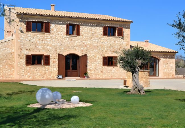 Sommarhus i Buger - Son Costa 065 maravillosa finca con piscina privada, zona infantil, aire acondicionado y barbacoa Sommarhus i Buger - Son Costa 065 maravillosa finca con piscina privada, zona infantil, aire acondicionado y barbacoa