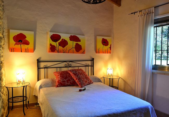 Sommarhus i Buger - Sa Figuera Blanca 115 acogedora finca con piscina privada, jardín, terraza, barbacoa y WiFi Sommarhus i Buger - Sa Figuera Blanca 115 acogedora finca con piscina privada, jardín, terraza, barbacoa y WiFi