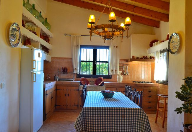 Sommarhus i Buger - Sa Figuera Blanca 115 acogedora finca con piscina privada, jardín, terraza, barbacoa y WiFi Sommarhus i Buger - Sa Figuera Blanca 115 acogedora finca con piscina privada, jardín, terraza, barbacoa y WiFi