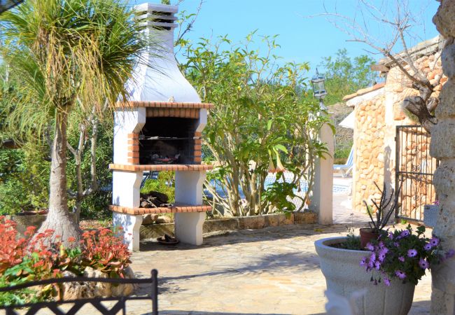 Sommarhus i Buger - Sa Figuera Blanca 115 acogedora finca con piscina privada, jardín, terraza, barbacoa y WiFi Sommarhus i Buger - Sa Figuera Blanca 115 acogedora finca con piscina privada, jardín, terraza, barbacoa y WiFi
