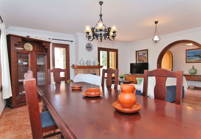 Sommarhus i Buger - Son Tresco 126 fantástica finca ideal para grupos, con jardín, terraza, ping pong y WiFi Sommarhus i Buger - Son Tresco 126 fantástica finca ideal para grupos, con jardín, terraza, ping pong y WiFi