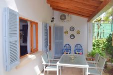 Stuga i Can Picafort - Casa Alba 159 acogedora casa de vacaciones con jardín, terraza en zona residencial, barbacoa y WiFi