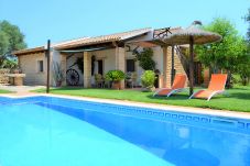 Sommarhus i Son Serra de Marina - Casa Inés 165 magnífica finca con piscina privada, gran jardín, aire acondicionado y WiFi
