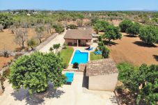 Sommarhus i Santa Margalida - S'Estret 184 mágnifica finca con piscina privada, terraza, acogedor jardín y ping pong