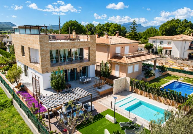 Stuga i Alcúdia - Villa Isabel 206 fantástica villa con piscina privada, aire acondicionado, barbacoa y jacuzzi