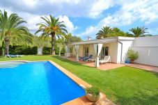 Sommarhus i Cala Murada - Can Pep 190 fantástica villa con piscina, terraza, jardín y aire acondicionado