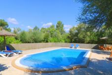 Sommarhus i Campos - Sa Costa 411 finca rústica con piscina privada, terraza, jardín y aire acondicionado