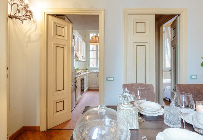 Lägenhet i Lucca - Romantic LUCCA apartment With View Over a Church Lägenhet i Lucca - Romantic LUCCA apartment With View Over a Church