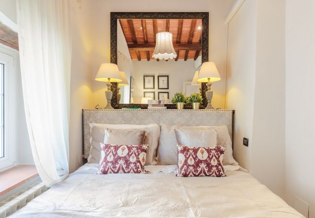 Villa i Capannori - Villa with Private Pool on the Lucca Hills in S. Andrea di Compito Villa i Capannori - Villa with Private Pool on the Lucca Hills in S. Andrea di Compito