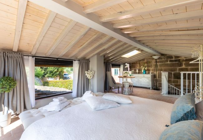 Villa i Capannori - Villa with Private Pool on the Lucca Hills in S. Andrea di Compito Villa i Capannori - Villa with Private Pool on the Lucca Hills in S. Andrea di Compito