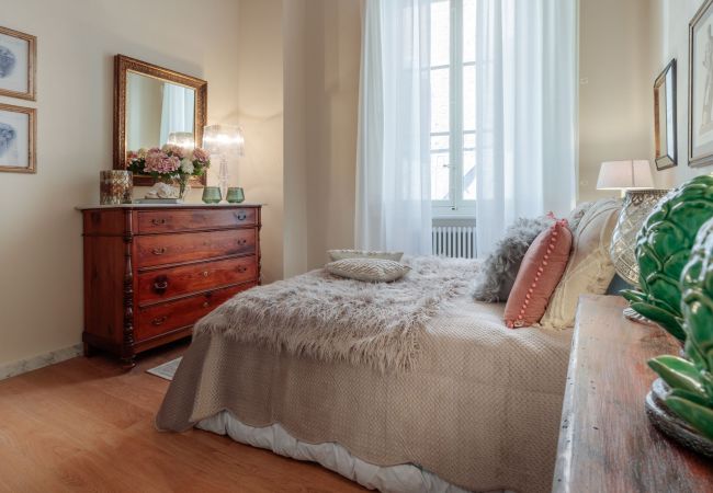 Lägenhet i Lucca - CASA UGOLINO, State of the Art Central 2 Bedrooms Apartment in Lucca Lägenhet i Lucca - CASA UGOLINO, State of the Art Central 2 Bedrooms Apartment in Lucca