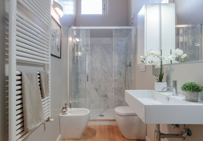 Lägenhet i Lucca - CASA UGOLINO, State of the Art Central 2 Bedrooms Apartment in Lucca Lägenhet i Lucca - CASA UGOLINO, State of the Art Central 2 Bedrooms Apartment in Lucca