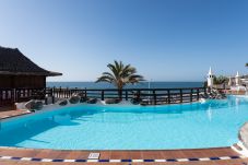 Stuga i San Bartolomé de Tirajana - Altamar 52 with balcony&pool By CanariasGetaway 