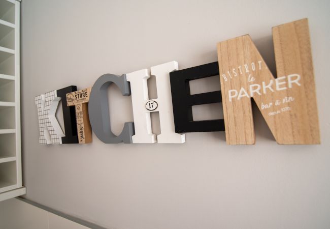 Lägenhet i Madrid - M (JMC 5) BERNABEU R. MADRID STADIUM APARTMENT 1 ROOM 2 PAX PARKING  - MADRID BUSINESS CENTER Lägenhet i Madrid - M (JMC 5) BERNABEU R. MADRID STADIUM APARTMENT 1 ROOM 2 PAX PARKING  - MADRID BUSINESS CENTER