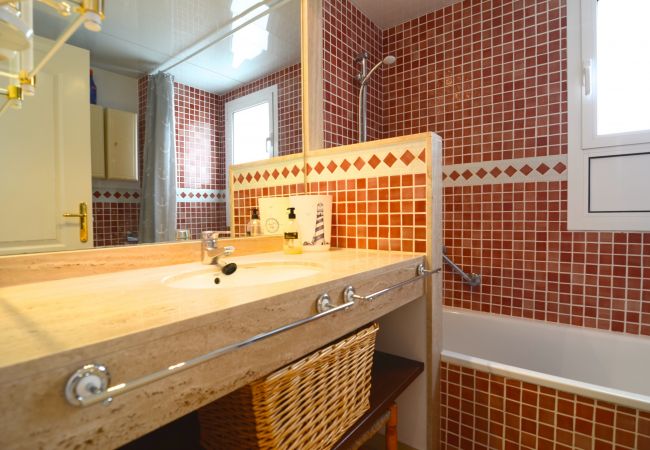 Lägenhet i Estartit - BRISES DEL MAR 3-1 Lägenhet i Estartit - BRISES DEL MAR 3-1