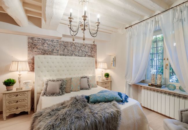 Lägenhet i Lucca - Luxury 1 Bedroom Apartment inside the Walls of Lucca Lägenhet i Lucca - Luxury 1 Bedroom Apartment inside the Walls of Lucca